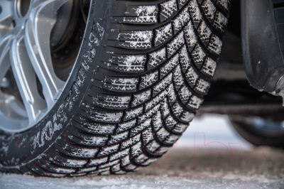 Bridgestone Blizzak LM005 (3)